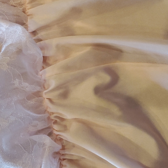 Lorraine Teddy Romper - Picture 9 of 12